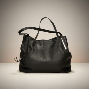 Vince Camuto VC-Teri Leather Shoulder Bag Black Nero Lining Zipper Closure